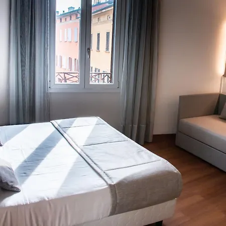 Accademia Hotel