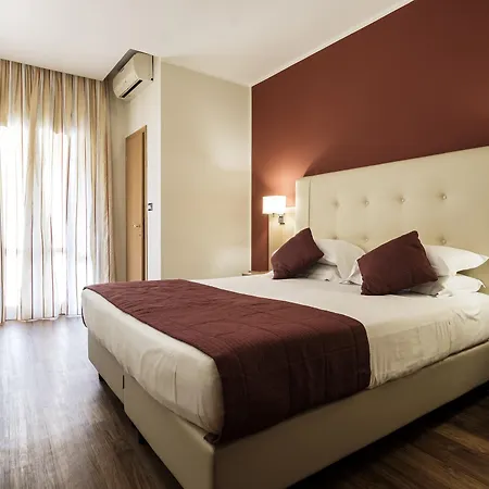 Accademia Hotel